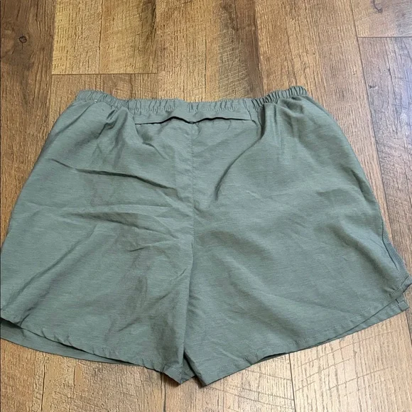 Nike Sage Green Sports Shorts - Picture 10 of 11
